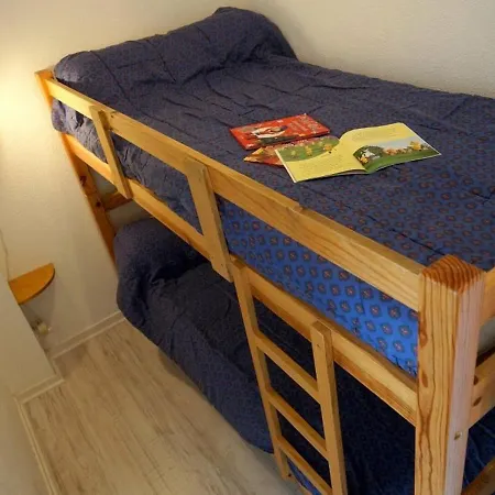 4 Pers. à Luchon - Balcons Sud, Parking Et Proximité Thermes Et Commerces - Fr-1-313-151 Appartement *