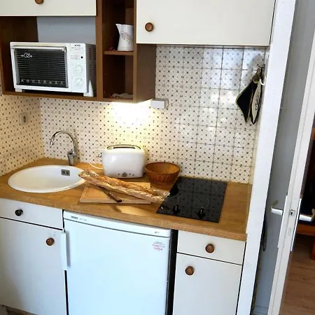 4 Pers. à Luchon - Balcons Sud, Parking Et Proximité Thermes Et Commerces - Fr-1-313-151